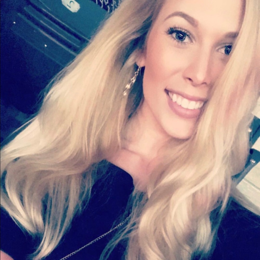 Meet Your Posher -Briana-